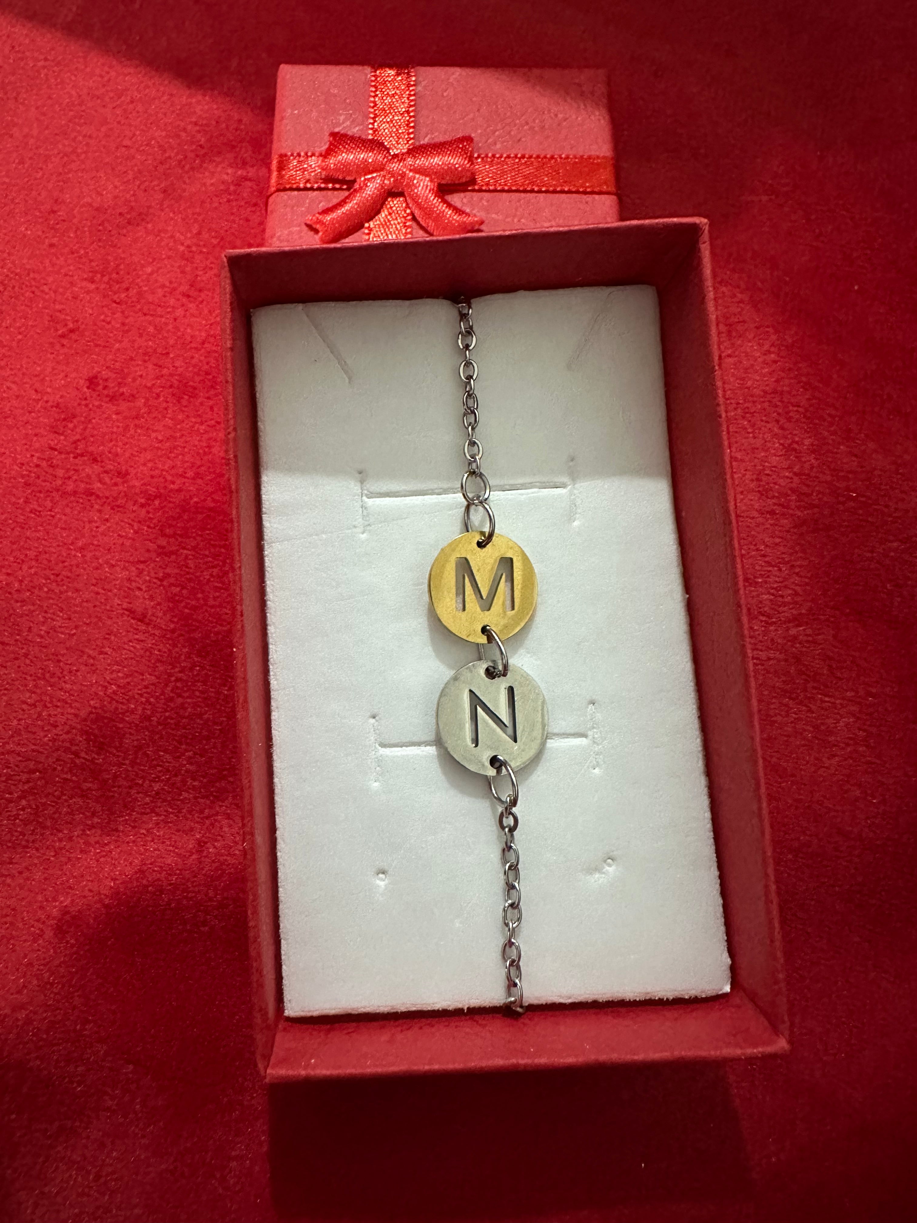 Bracciale unisex con lettera personalizzata