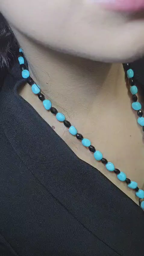 Collana in turchese con pendente a fiore e argento 925