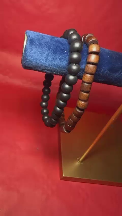 Set di 2 bracciali uomo in perline di legno stile etnico