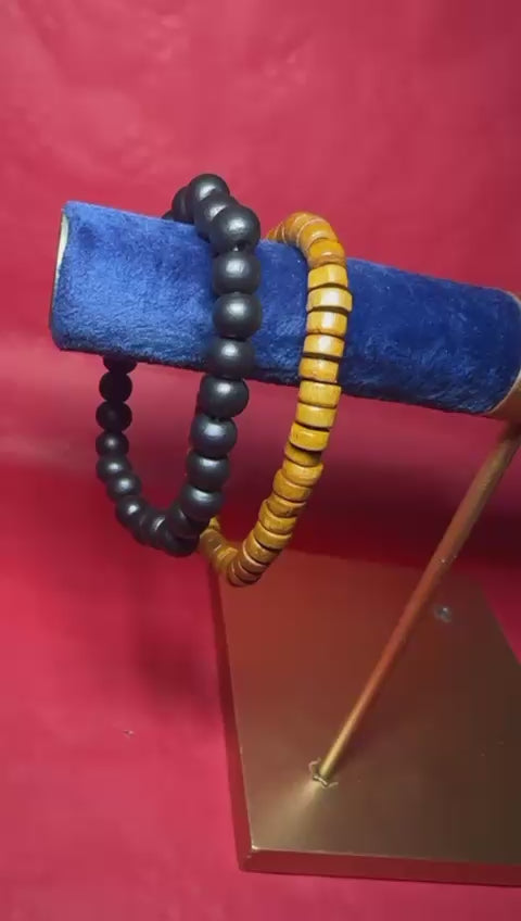 Set di 2 bracciali uomo in perline di legno stile etnico